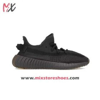 Adidas Yeezy boost 350 v3-right